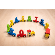 DREWNIANA KOLEJKA POCIĄG CIUCHCIA CYFERKI - 61b34c56-1eb9-43c5-9007-b5b2ea8fd748.png